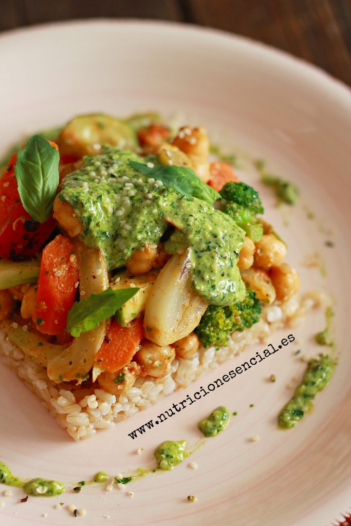 garbanzos con pesto de cáñamo