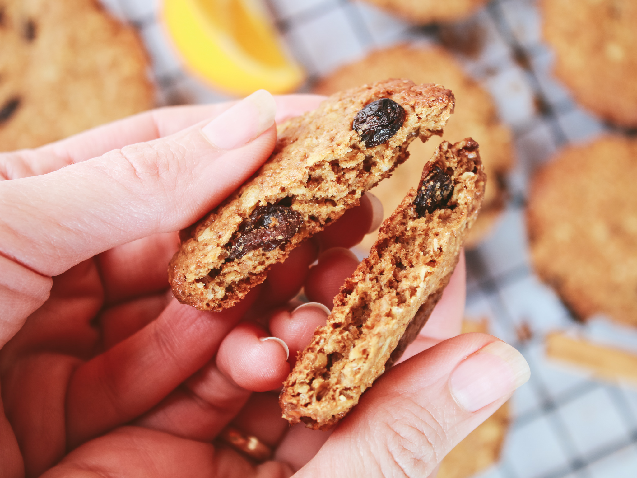 Cookies de pasas con canela y naranja